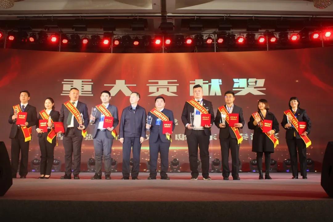 李亞光——抗擊新冠肺炎疫情“重大貢獻”獎！